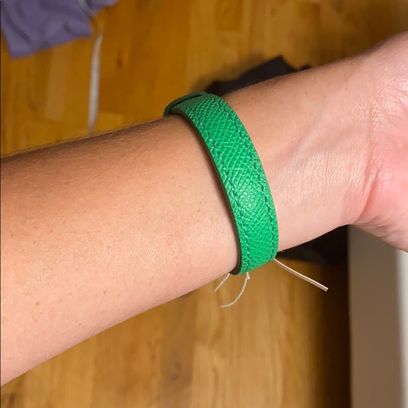 Coach bracelet with gold clasp and green band - Picture 2 of 5